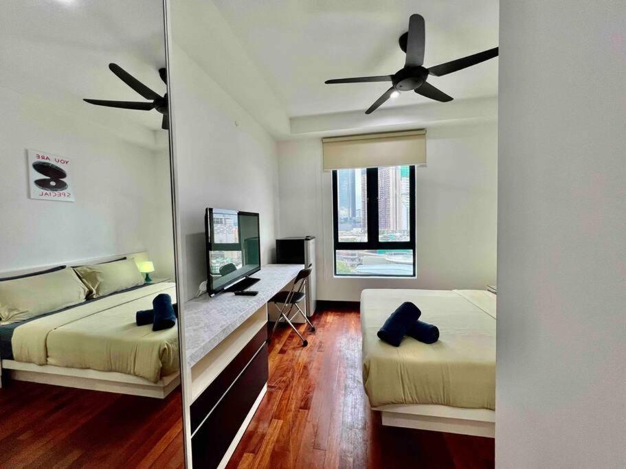 Couple Suite At Casa Residency 5 Mins Walk To Lrt, Jalan Alor & Bukit Bintang Куала Лумпур Екстериор снимка