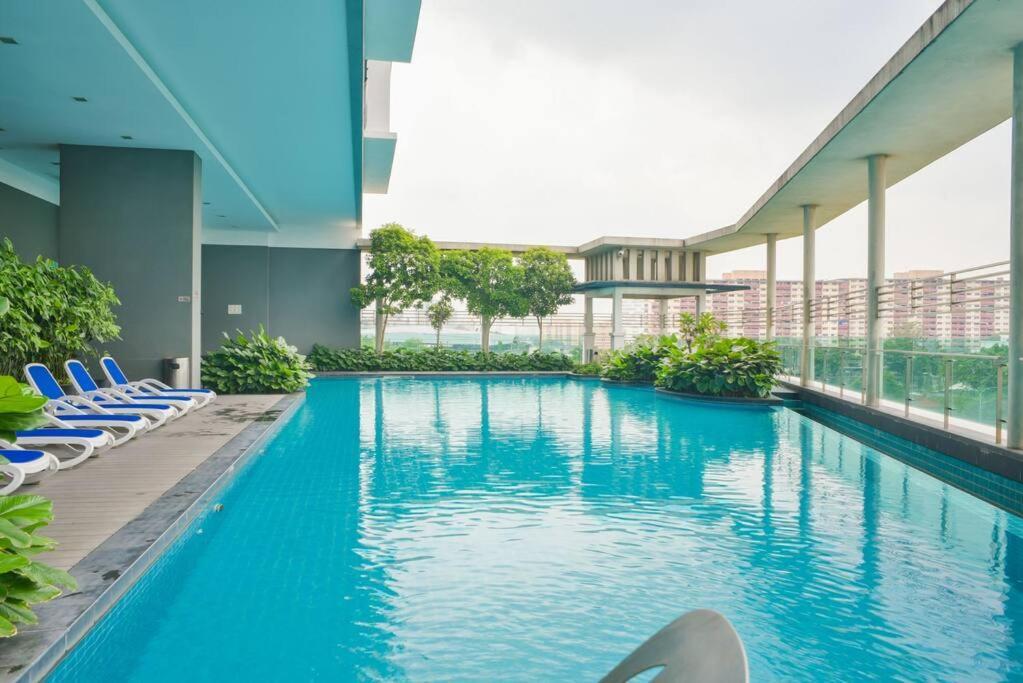 Couple Suite At Casa Residency 5 Mins Walk To Lrt, Jalan Alor & Bukit Bintang Куала Лумпур Екстериор снимка